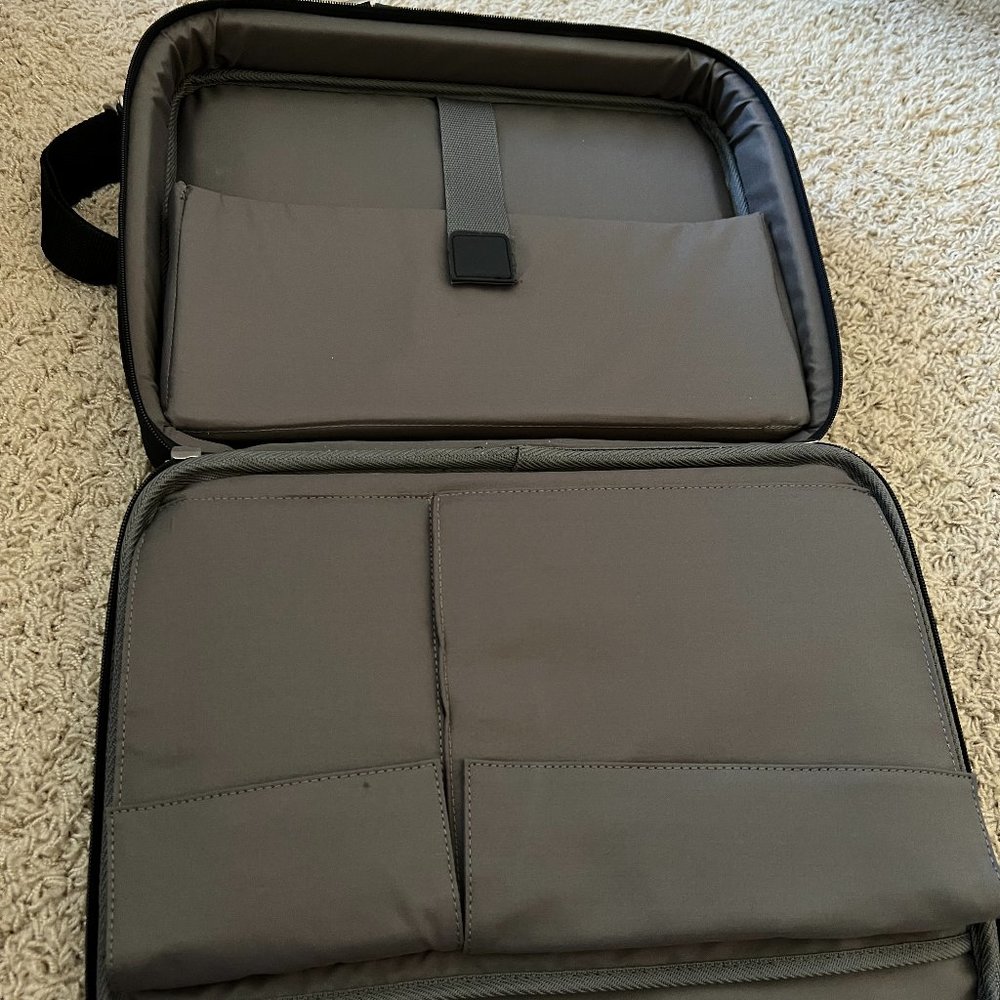 Samsung Laptop Bag Fits 15 inch